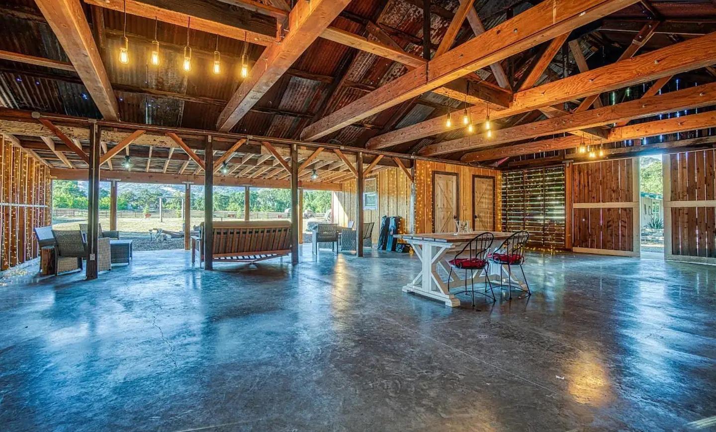 barn